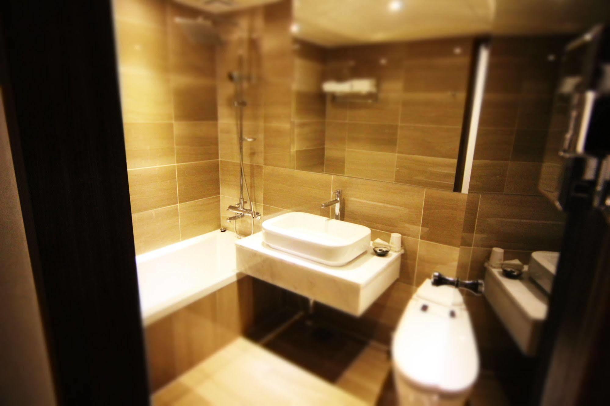 Benikea Starhills Hotel Буан Екстериор снимка